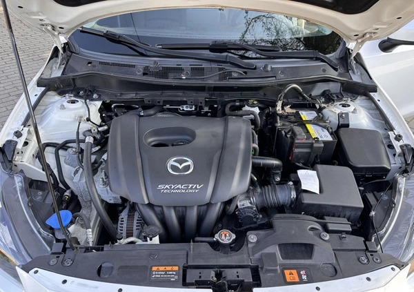 Mazda 2 cena 47999 przebieg: 111600, rok produkcji 2017 z Warszawa małe 254